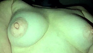 ride dick while shaking my natural tits and showing nipples ☕