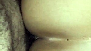 Que rico le doy por el culo a esta trigueña veterana!