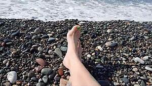 Dominatrix Nika's Sea-Salted Feet and Toes Get Licked on the Beach