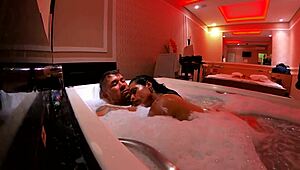 a morena acordou com vontade de dar o cu na agua mr matusalem - natzinha morena