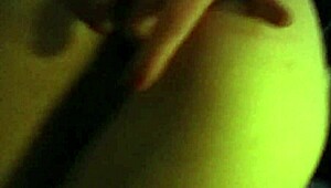 twerking slut got fingered