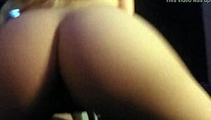 twerking slut got fingered