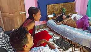 Permainan Swinger Dimana Pasangan Matang Horni Tukar Pasangan untuk Seks Deshi Liar