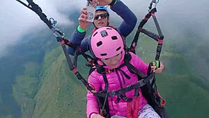 Cipap basah aku pancut air di 2200m, wah, dalam awan semasa paragliding