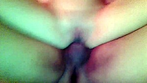 Young Colombian Lauritha enjoys the cock intensely
