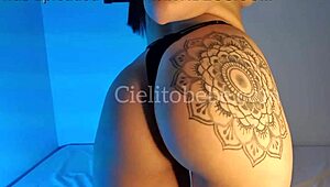 cielitobebe spreads legs for your cock, my little sister