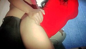 Wow, Finally Fulfilling My Fantasy of Bathroom Sex With My Curvy Stepmom! Real Amateur Action!