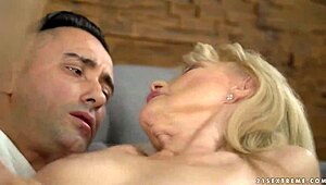 आज लस्टी स्ज़ुज़ेन ने मेरा ध्यान खींच लिया