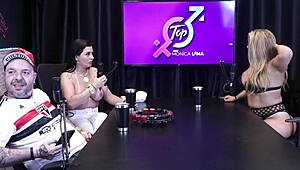 Gostosa cums without being touched in shiatsu and Monica Lima shows tits - Bruna Ferraz