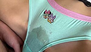 Az önce o vahşi am ovma sırasında seks mi yaptık? Sıcak boşalma!