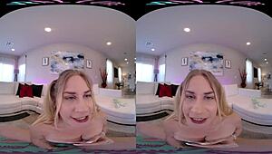 Vrallure explores deep meditation techniques in solo session.