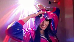 hey, dominatrix nika in unicorn pajamas shows how to jerk off!