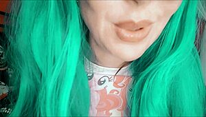 hey, that mistress is so sexy and super bad!