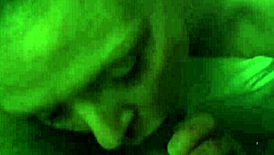 Nice dick sucking right here.