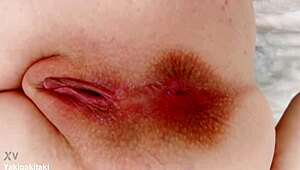 Hey, can you believe this milf's solo masturbation with that perfect ass and pussy? I’m hooked on watching her play alone. Wow!