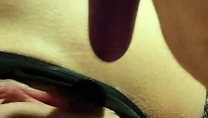 Putinha Safada Seduces Neighbor While Husband Works Away. A Steamy Brazilian Affair Unfolds.