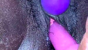 Ebony Teen 18+ Wife Achieves Creamy Orgasm Using Toys in Amateur Session