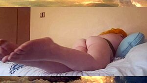 Have you seen this slut's yellow toes and big ass?