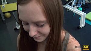 Hunt4k наивна фитнес зайка се свързва с богат тип за пари