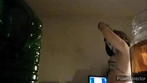 Spying on changing room, give us a sub?