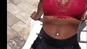 Latina teen exposes her marquinha