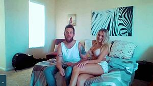 Classic American milf showcases retro style on webcam