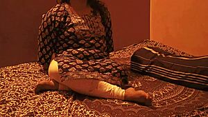 Desi Bengali Milf Mou Gets a Sensual Butt Massage