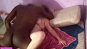 Feleség kihagyja a munkát motel dugásért barátjával