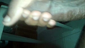 Watch these teens masturbate together, feeling so good?