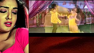 Amrapali Dubey Hot Navel Kissing Smooching Mp4