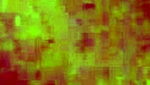 Bu retro mavi filmde, dövmeli oyuncu yoğun binicilik yapıyor.