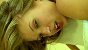 Sexy model Alyssa Branch bangs the masseuse hard.