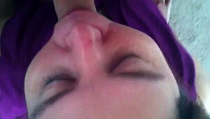 Getting head from curvy latina 😍