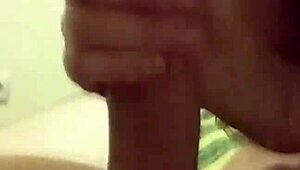 mamada en balneario, milf giving sloppy blowjob and deepthroat with lots of saliva