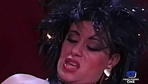 यार, एलोडी शेरी रेट्रो फ्रेंच स्टाइल में चोदी जाती है