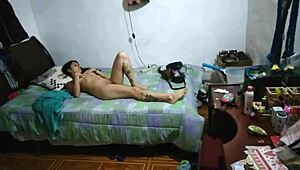 La Mujer De Mi Mejor Amigo Me Envia Videos Masturbandose Para Provocarme Y Me Vuelve Loco.