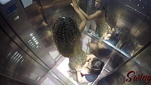 i caught sado doll and harlequin in the naughty elevator