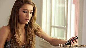 Orally pleasured stepteen tribbing a milf! Wow, this mature babe’s shaved pussy drives wild!