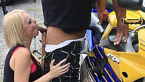 nadia white jumps off bike for quick action