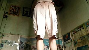 guy masturbates with girl's underwear in private session