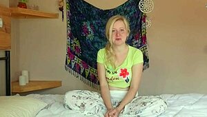 I can't stop watching Anna Mai ride her vibrator bent over!