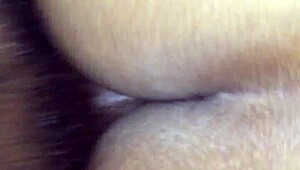 in the hood 2, she's squirting all over 😍 wet and wild!