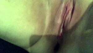 Vagina orgasm from big dildo