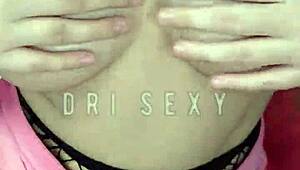 Dri Sexy Shows Her Pink Pussy Masturbating.