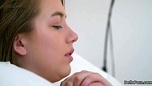 Sweet innocent girl gapes her juicy slit and loses virginity