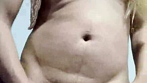 i'm crossdressin' and masturbatin' as a transsexual, feelin' so good