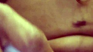 Rea Masks Up For Dildo Pussy Play And Sucking?