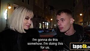 Blonde Euro bertato cuckold pacar miskin buat duit keras