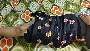 伙计, 我校服女友的逼在性感教室性爱中被操, 你知道吧!