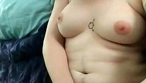 Lily O'Riley's casual post-shower solo play on premium snap